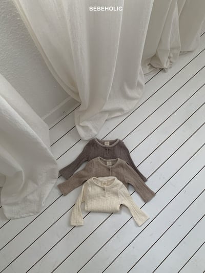 Bebe holic30｜(3m-18m) 鈕扣坑條包屁衣18