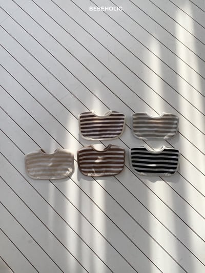 Bebe holic17｜(3m-18m) 雙面條紋毛圈圍兜13