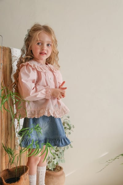 FLO31｜(75-140) 2色荷葉蕾絲翻領襯衫7