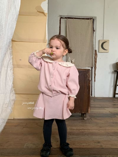 JE551｜(73-100cm) 蕾絲花邊領壓紋套裝10