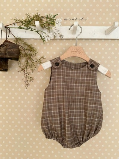 MONBEBE34｜(3m-24m) 排釦格紋吊帶包屁褲12