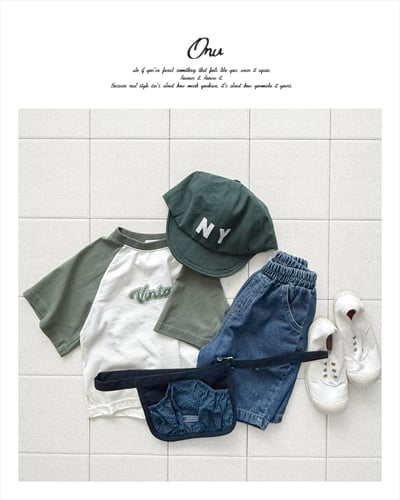 onu24｜(70cm-115cm) 撞色英字印花上衣10