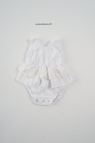 Bloom.b06｜(0m-18m) 櫻桃荷葉邊包屁衣6