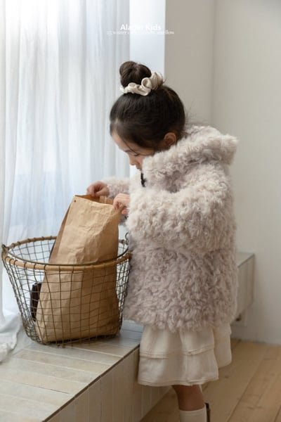 ALADIN09｜(75cm-114cm) 毛茸茸牛角扣外套13