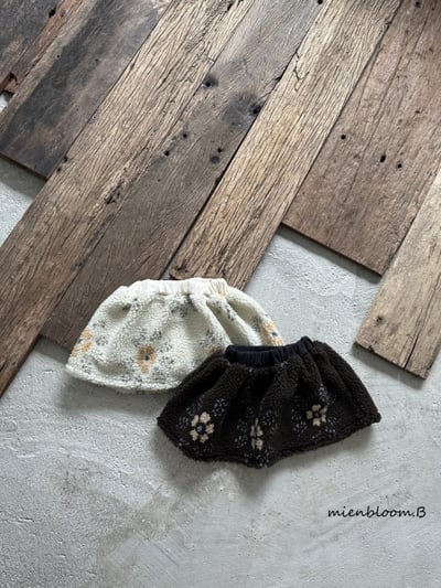 Bloom.b41｜(85cm-125cm) 花卉刷毛褲裙1