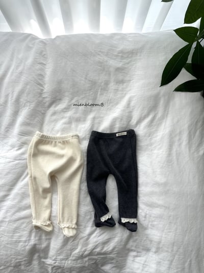 Bloom.b19｜(0m-24m) 天鵝絨蕾絲邊內搭褲襪4