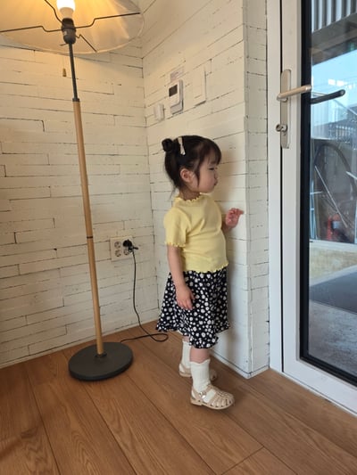 Color18｜(75-115cm) 素面捲邊上衣15