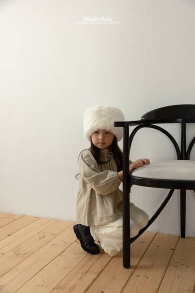 ALADIN03｜(75cm-114cm) 蕾絲壓紋緞帶上衣10