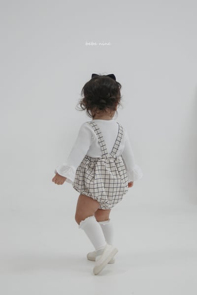 bebe nine27 (65-90) 2色格紋線條吊帶包屁褲5