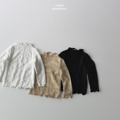 Lindo53｜(80cm-125cm) 壓紋小花朵捲邊上衣3