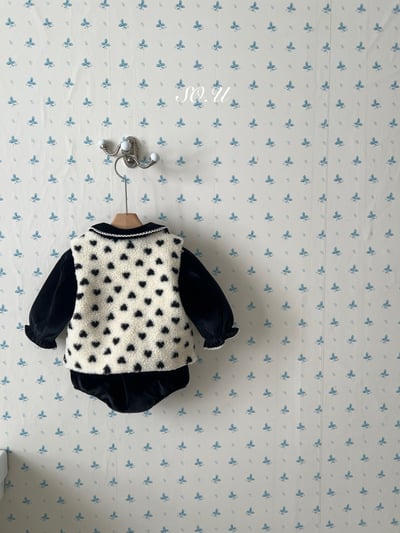 SO.U14｜(12m-M)  愛心刺繡背心8