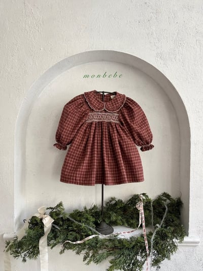 MONBEBE56｜(1y-8y) 荷葉領縮口袖格紋洋裝4