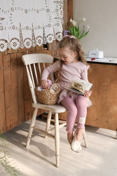 FLO58｜(75-140) 3色小兔花布蕾絲邊緊身褲9