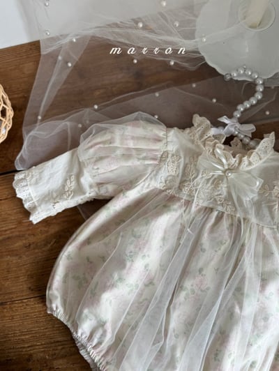 Marron29｜(3m-18m) 古典玫瑰薄紗包屁衣3