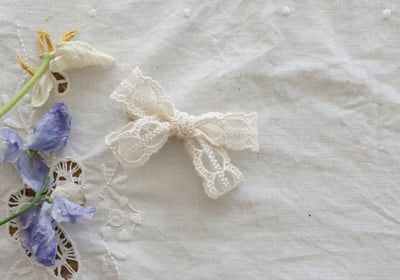 FLO05｜(free) 4色蕾絲蝴蝶結髮夾15