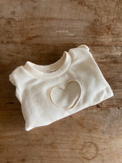 Anne Shirley22｜(3m-24m) 1色鏤空愛心休閒上衣6