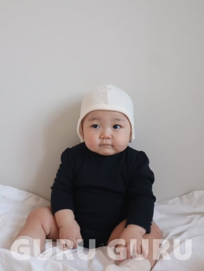 GURU GURU01｜(6m-24m) 2色素面棉質包屁衣11