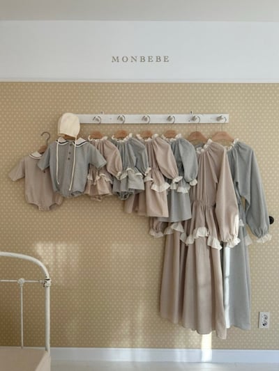 MONBEBE38｜(3m-24m) 格紋水手包屁衣10