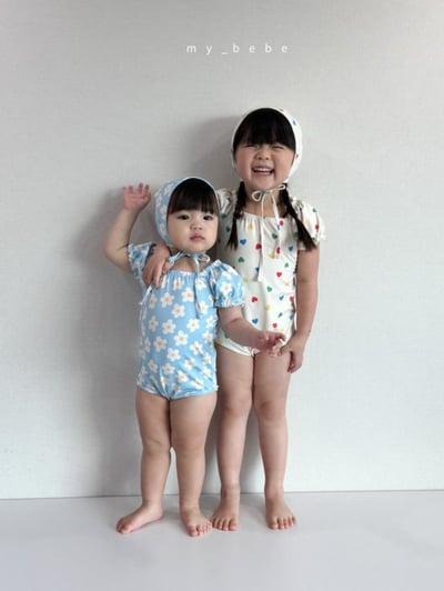my_bebe02｜(75-105cm) 抓皺小花愛心泳衣含泳帽18