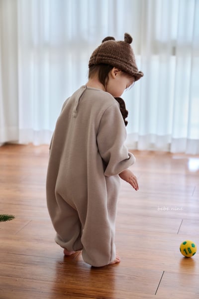 bebe nine04 (55cm-75cm) 2色磨毛荷葉圍兜設計連身衣8