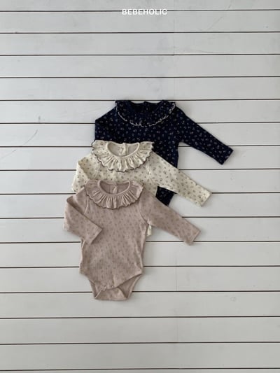 Bebe holic31｜(3m-18m) 滾邊花瓣領碎花包屁衣1