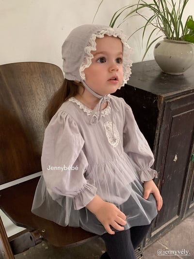 JE557｜(66-90cm) 蕾絲袖章包屁衣含帽子2