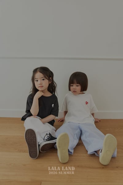 lala land58｜(75-120cm) 4色經典LOGO愛心上衣10