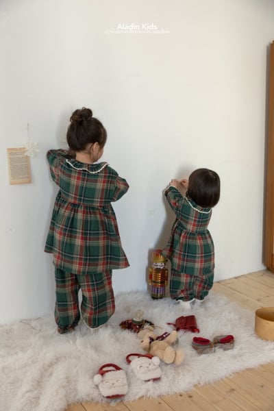 ALADIN22｜(75cm-114cm) 聖誕格紋蕾絲家居套裝10