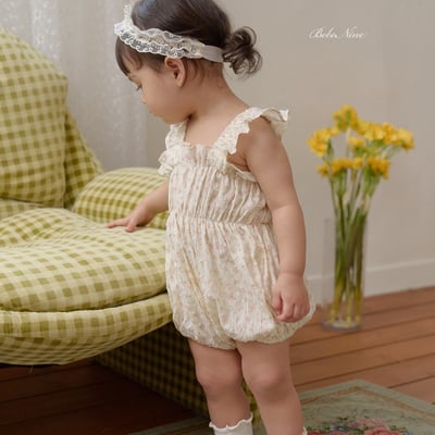 bebe nine39  (6m-24m) 2色荷葉吊帶包屁衣1