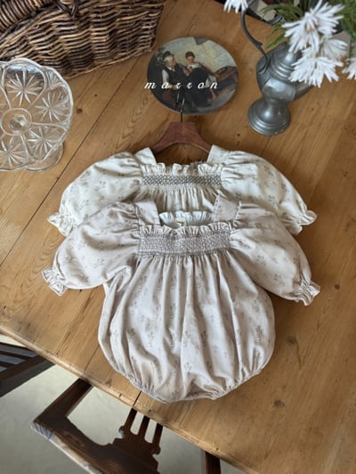 Marron 47｜(3m-18m) 抓週方領碎花包屁衣10