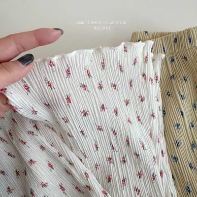 Melikey09｜(75-125cm) 碎花褶皺小喇叭褲5