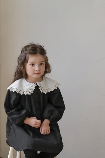 FLO30｜(75-135cm) 2色雪花翻領洋裝18