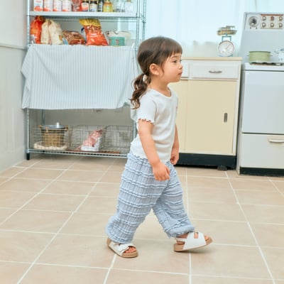 1st blue07｜(~93-118cm) 蕾絲滾邊縮口褲4