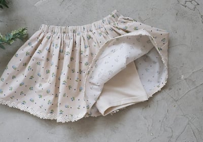 FLO40｜(75-140) 蕾絲翻領碎花褲裙19