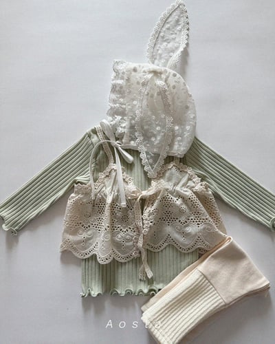 AOSTA10｜(6m-5y) 蕾絲兔子綁帶帽11