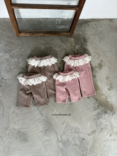 Bloom.b38｜(0m-24m/85cm-125cm) 蕾絲裙擺刷絨長褲1