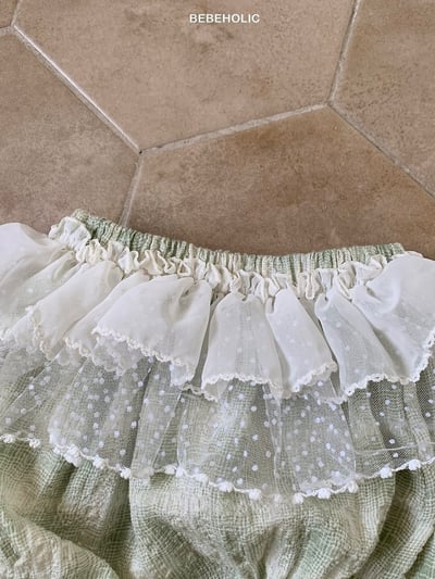 Bebe holic10｜(3m-18m) 碎花蕾絲褲13