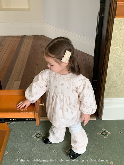 JE 651｜(73-100cm)  小花蕾絲包屁套裝17