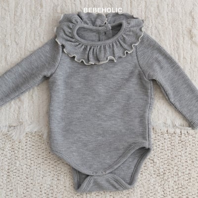 Bebe holic24｜(3m-18m) 荷葉捲邊領包屁衣3
