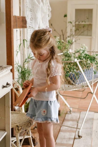 FLO13｜(75-140) 荷葉蕾絲牛仔褲15