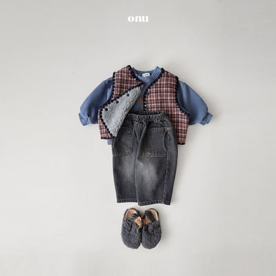 onu 16｜(70cm-115cm) 滾邊格紋刷毛雙面背心6