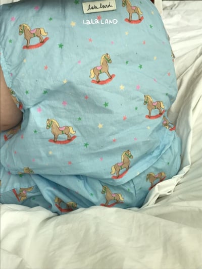 lala land20｜(3m-18m) 2色滿版小木馬背心8