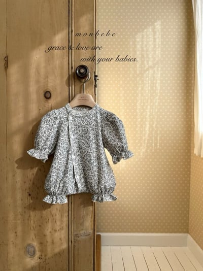 MONBEBE12｜(0m-6m) 荷葉滾邊北歐印花包屁衣10