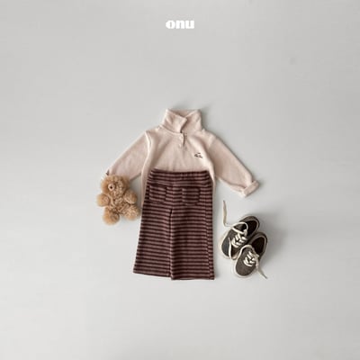 onu 40｜(70cm-115cm) 有領刺繡壓紋上衣9