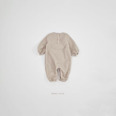 bebe nine04 (55cm-75cm) 2色磨毛荷葉圍兜設計連身衣18