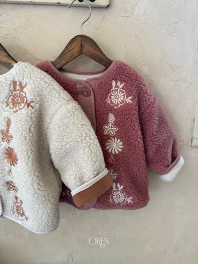 OREN42｜(85-120cm) 復古花卉刺繡羊羔絨外套5