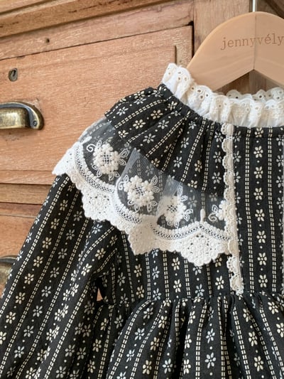 JE612｜(66cm-100cm) 碎花蕾絲花邊領包屁衣11