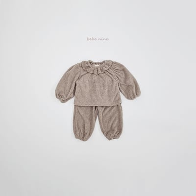 bebe nine41 (65cm-115cm) 2色抓絨荷葉領套裝10