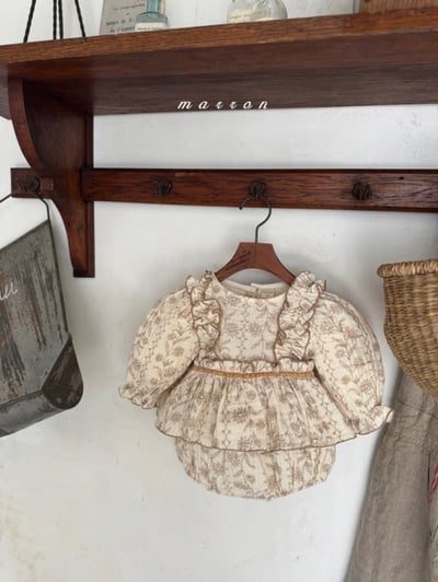 Marron 42｜(3m-18m) 法式花邊墨花包屁衣5
