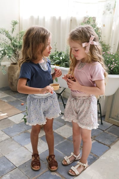 FLO32｜(75-140) 田園碎花荷葉滾邊短褲1